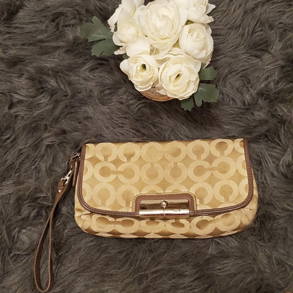 Coach Wristlet (Used)
